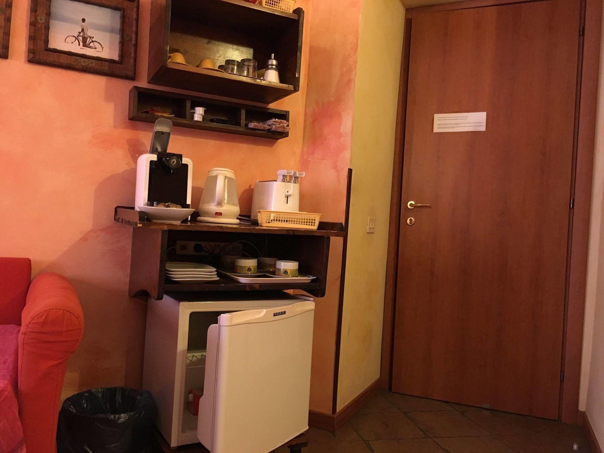 Momi Bed And Breakfast Рим Экстерьер фото